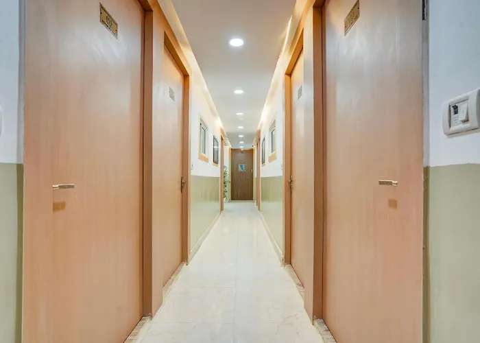 Hotel Smart Inn-Near Delhi Airport Free Airport Drop New Delhi