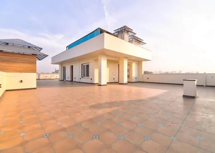 Hotel Almati Inn - Near Delhi Airport New Delhi